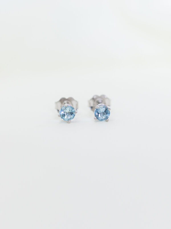 BABY STUDS CON AGUAMARINAS