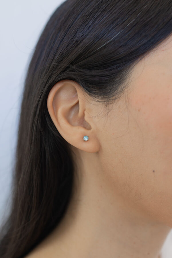 BABY STUDS CON AGUAMARINAS