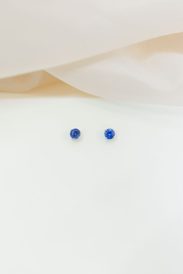 BABY STUDS CON ZAFIROS