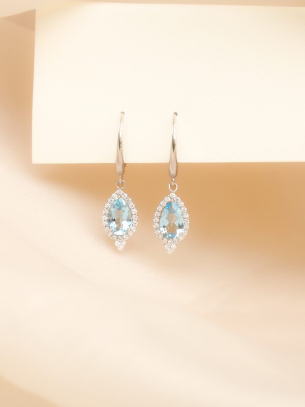 ARETES CON AGUAMARINAS
