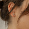 STUDS CON DIAMANTES