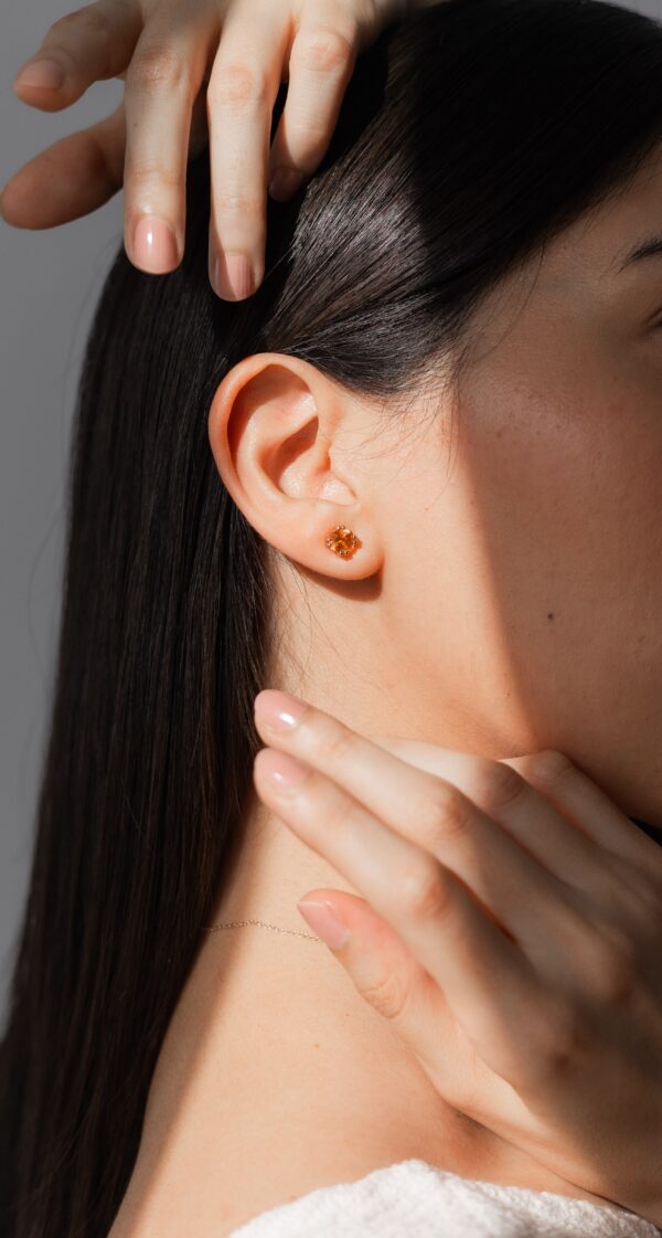 MG0467-B-4 ARETES CON ESPESARTITAS