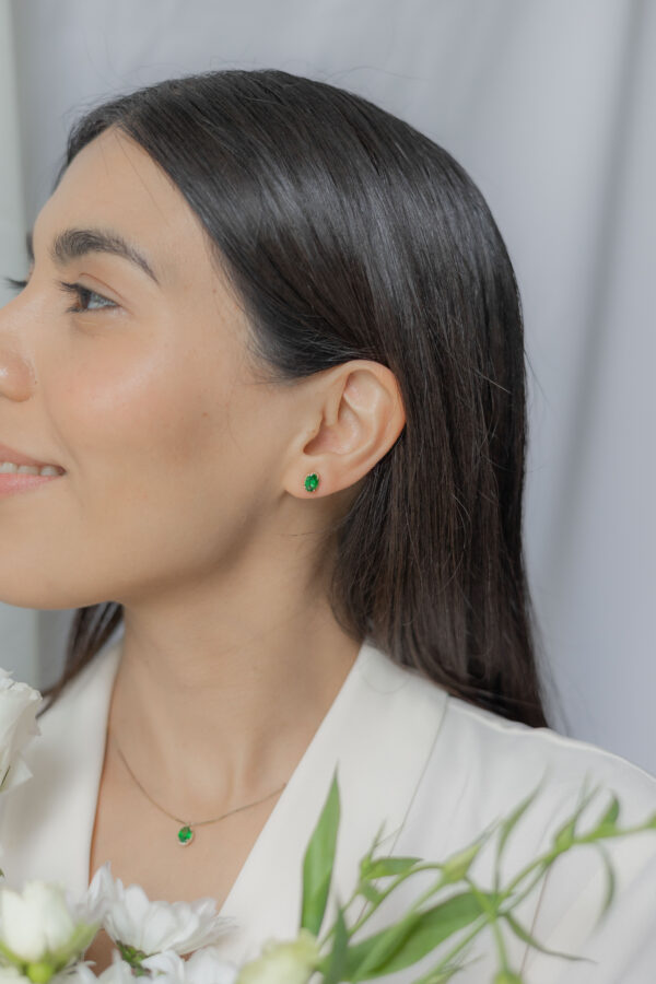 ARETES CON TSAVORITAS