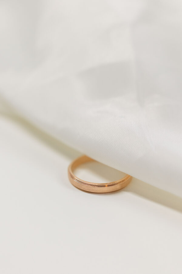 FLAT STEPPED EDGE