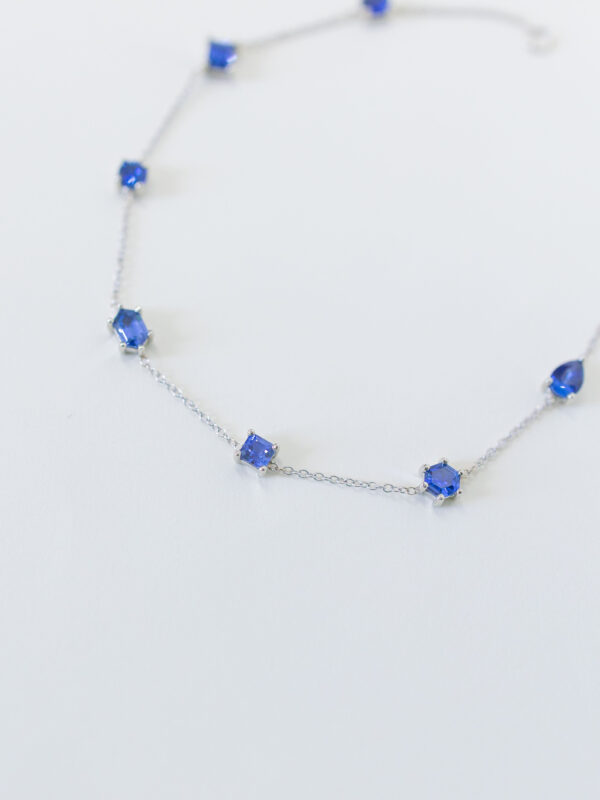 PULSERA CON ZAFIROS