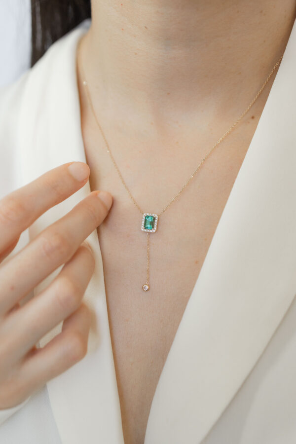 COLLAR CON TURMALINA