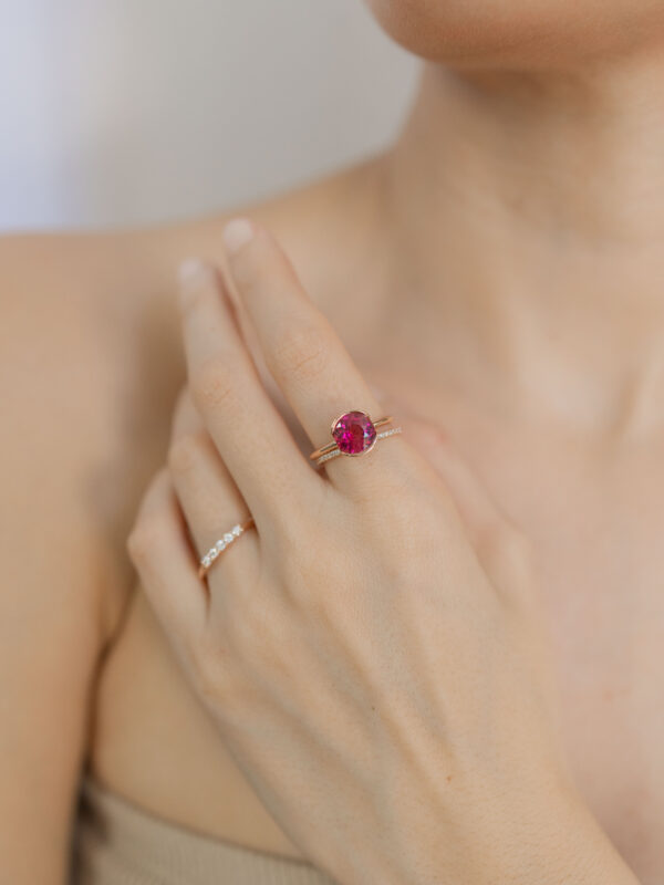 MG0826-4 ANILLO CON RUBELITA