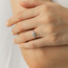 ANILLO THREE STONES