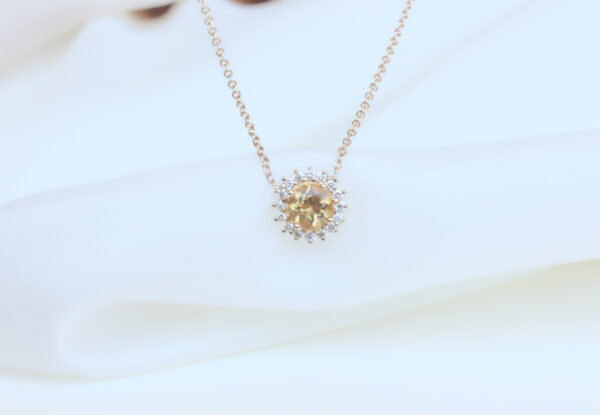 MG0884 - Margaret con citrina y diamantes oa(3) DIJE CON CITRINA Y DIAMANTES