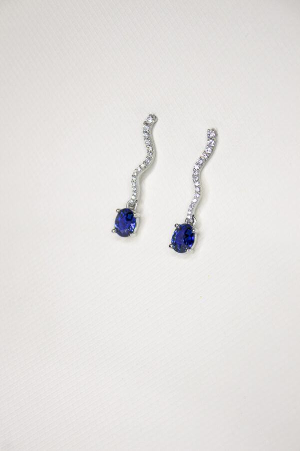 ARETES CON ZAFIROS Y DIAMANTES